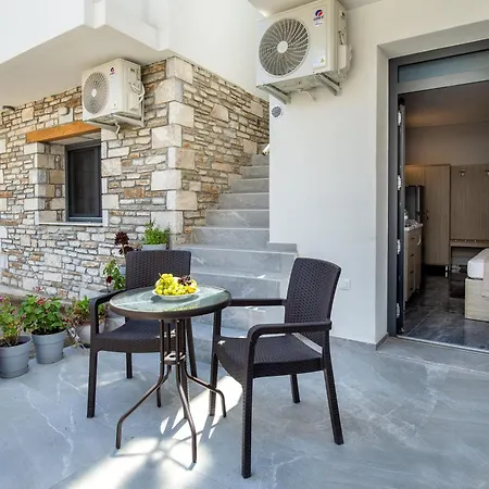 σε πετρινο σπιτι Apartament Potos